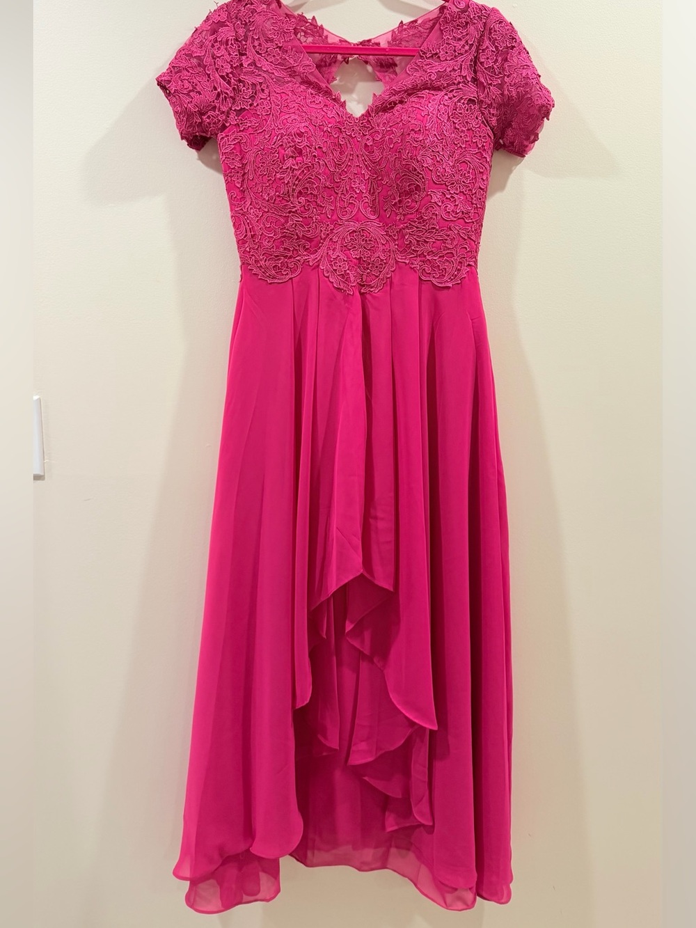Elegant Fuchsia Lace Bodice Evening Gown